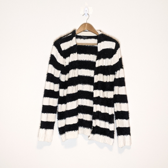 Romeo & Juliet Couture Sweaters - Romeo + Juliet Couture STRIPED Eyelash Card